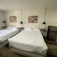 2 Queen Beds Near Silverwood Theme Park | Room 10