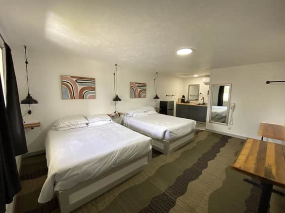 2 Queen Beds Near Silverwood Theme Park | Room 8 - Image 2